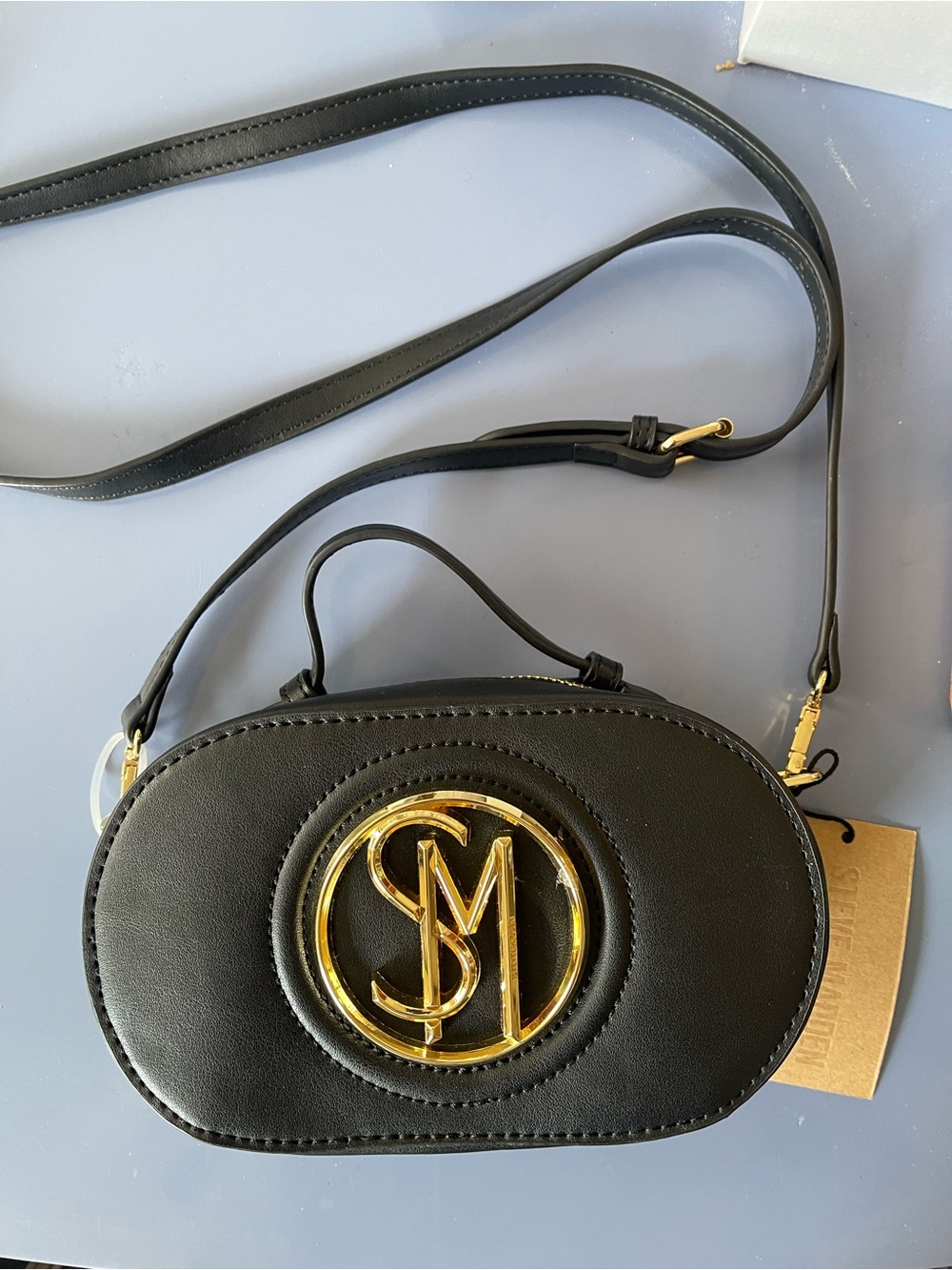 Steve Madden: Crossbody Bag in Black with Gold Hardware